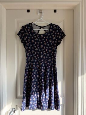 Rebel Sugar Navy Floral Keyhole Dress